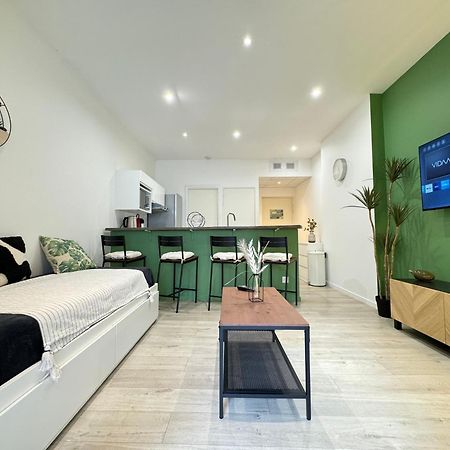 Tour D'Auvergne - Appartements En Plein Centre Ville, Proche De La Cathedrale Et De La Place De Jaude Clermont-Ferrand Eksteriør bilde