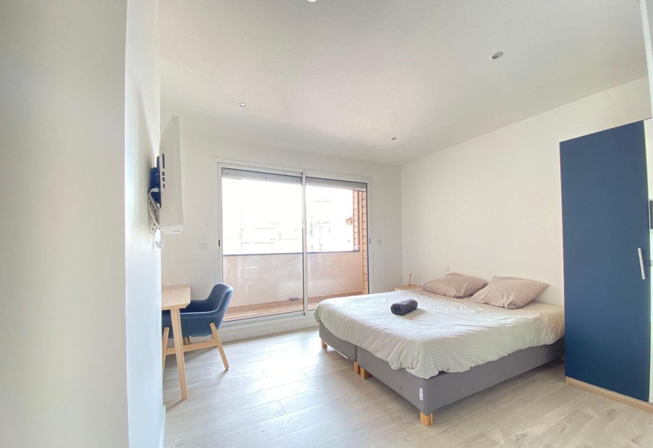 Tour D'Auvergne - Appartements En Plein Centre Ville, Proche De La Cathedrale Et De La Place De Jaude Clermont-Ferrand Eksteriør bilde