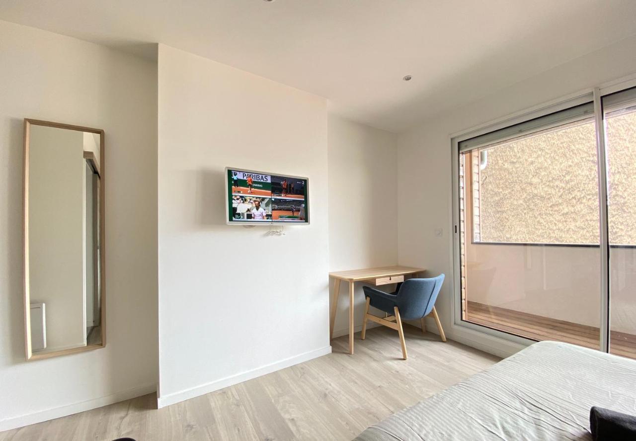 Tour D'Auvergne - Appartements En Plein Centre Ville, Proche De La Cathedrale Et De La Place De Jaude Clermont-Ferrand Eksteriør bilde