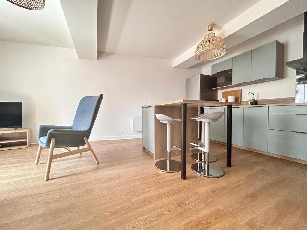 Tour D'Auvergne - Appartements En Plein Centre Ville, Proche De La Cathedrale Et De La Place De Jaude Clermont-Ferrand Eksteriør bilde