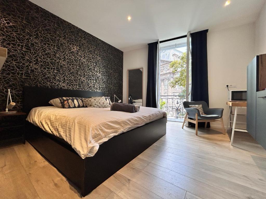 Tour D'Auvergne - Appartements En Plein Centre Ville, Proche De La Cathedrale Et De La Place De Jaude Clermont-Ferrand Eksteriør bilde