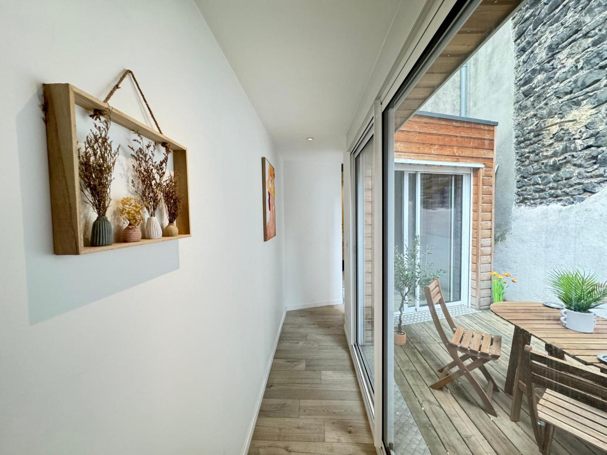 Tour D'Auvergne - Appartements En Plein Centre Ville, Proche De La Cathedrale Et De La Place De Jaude Clermont-Ferrand Eksteriør bilde