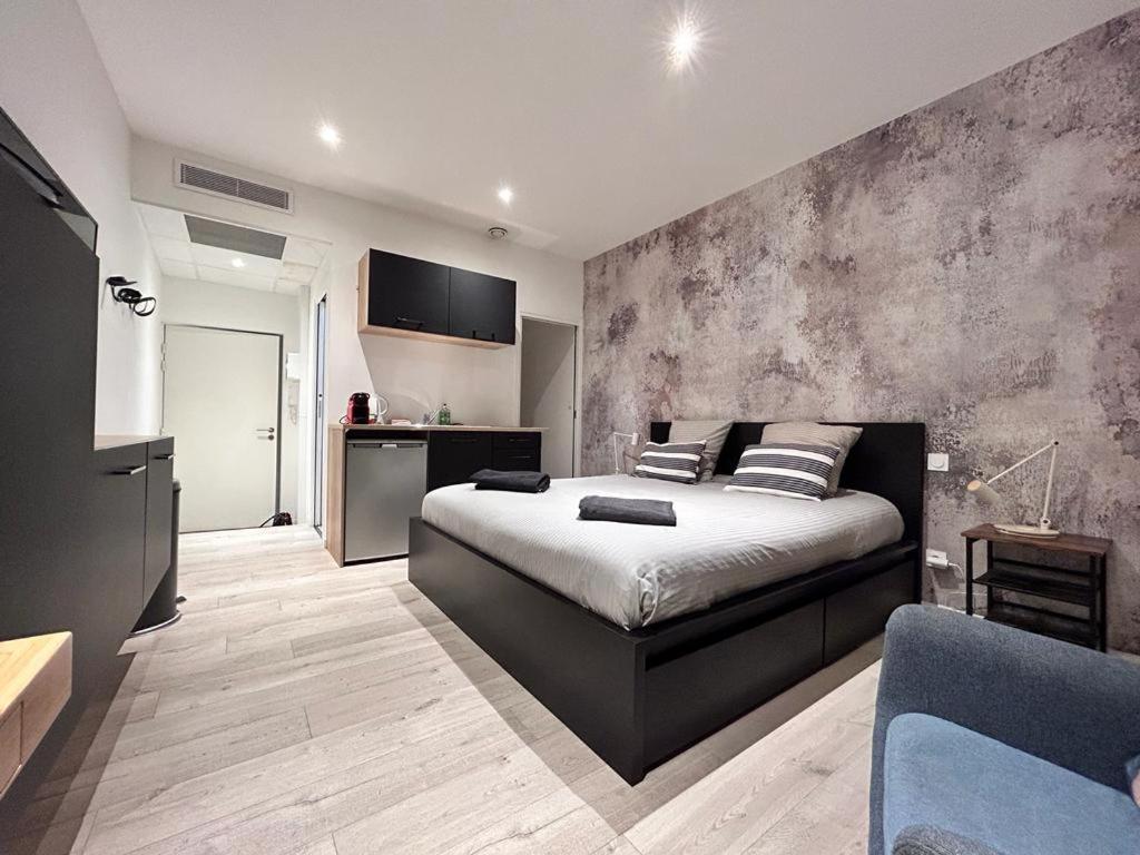 Tour D'Auvergne - Appartements En Plein Centre Ville, Proche De La Cathedrale Et De La Place De Jaude Clermont-Ferrand Eksteriør bilde